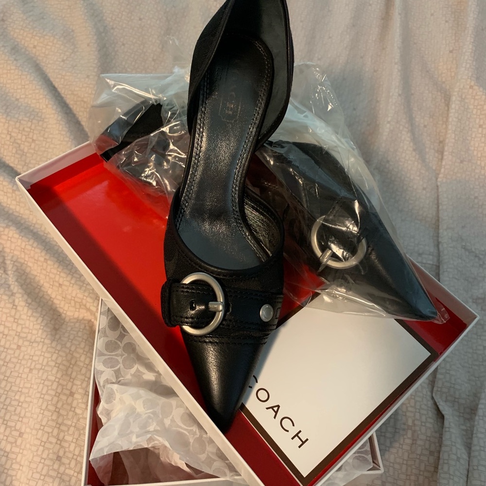 New never worn Coach Alecksa Black Heels